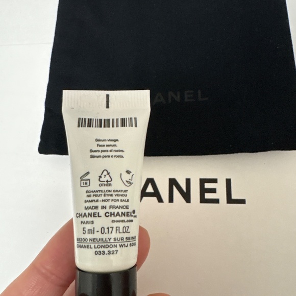 Chanel Minis with Mini pouch - Picture 4 of 6